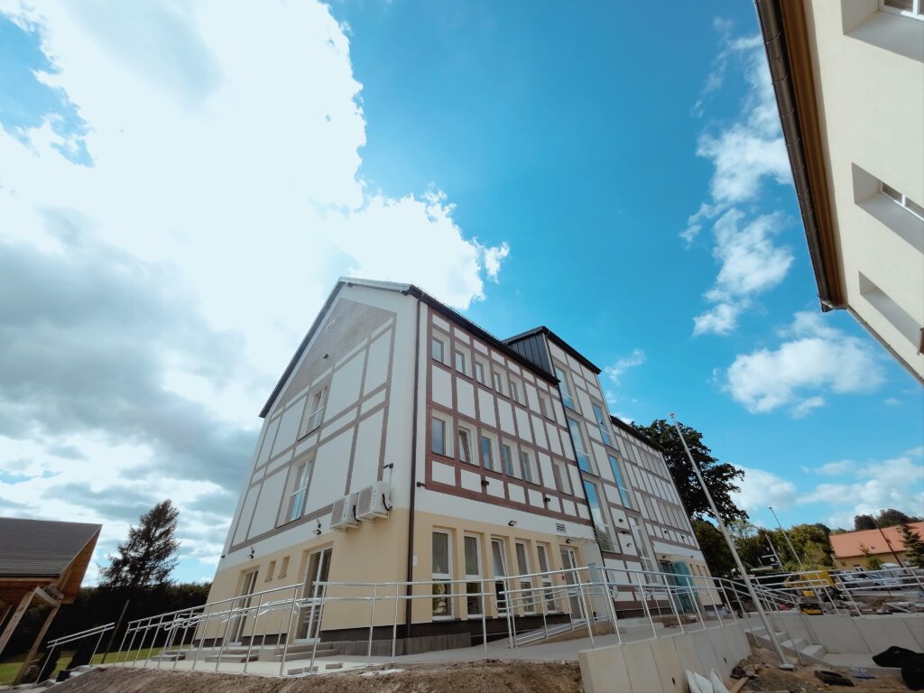 Szkoła podstawowa w Wojcieszycach - realizacja ECA DESIGN GW