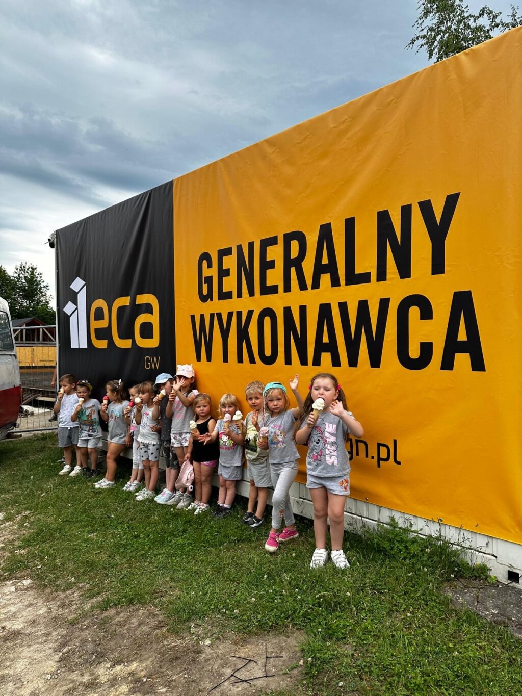 Szkoła podstawowa w Wojcieszycach - realizacja ECA DESIGN GW